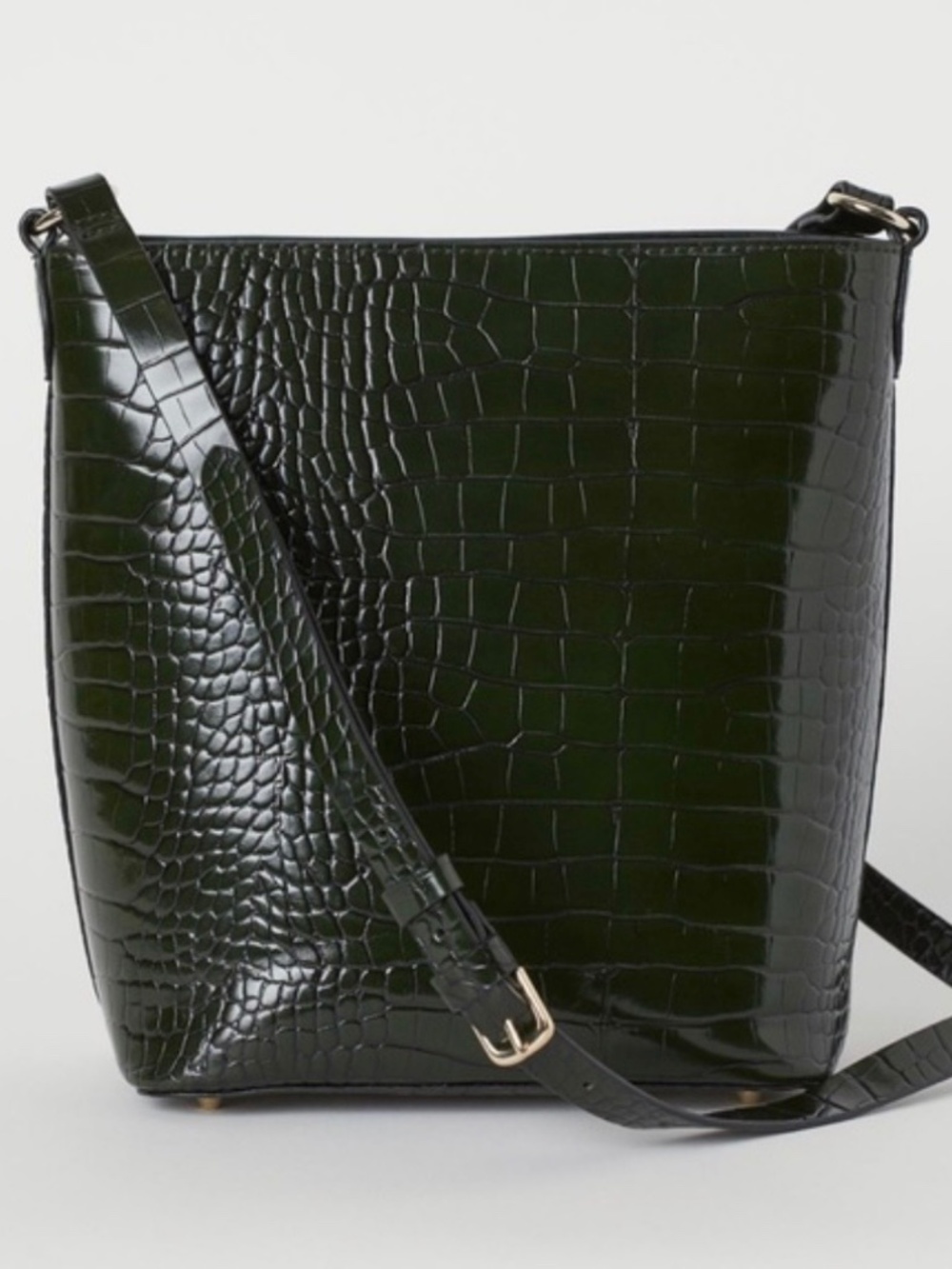 H&M dark green faux-leather crocodile-embossed shoulder or bucket bag